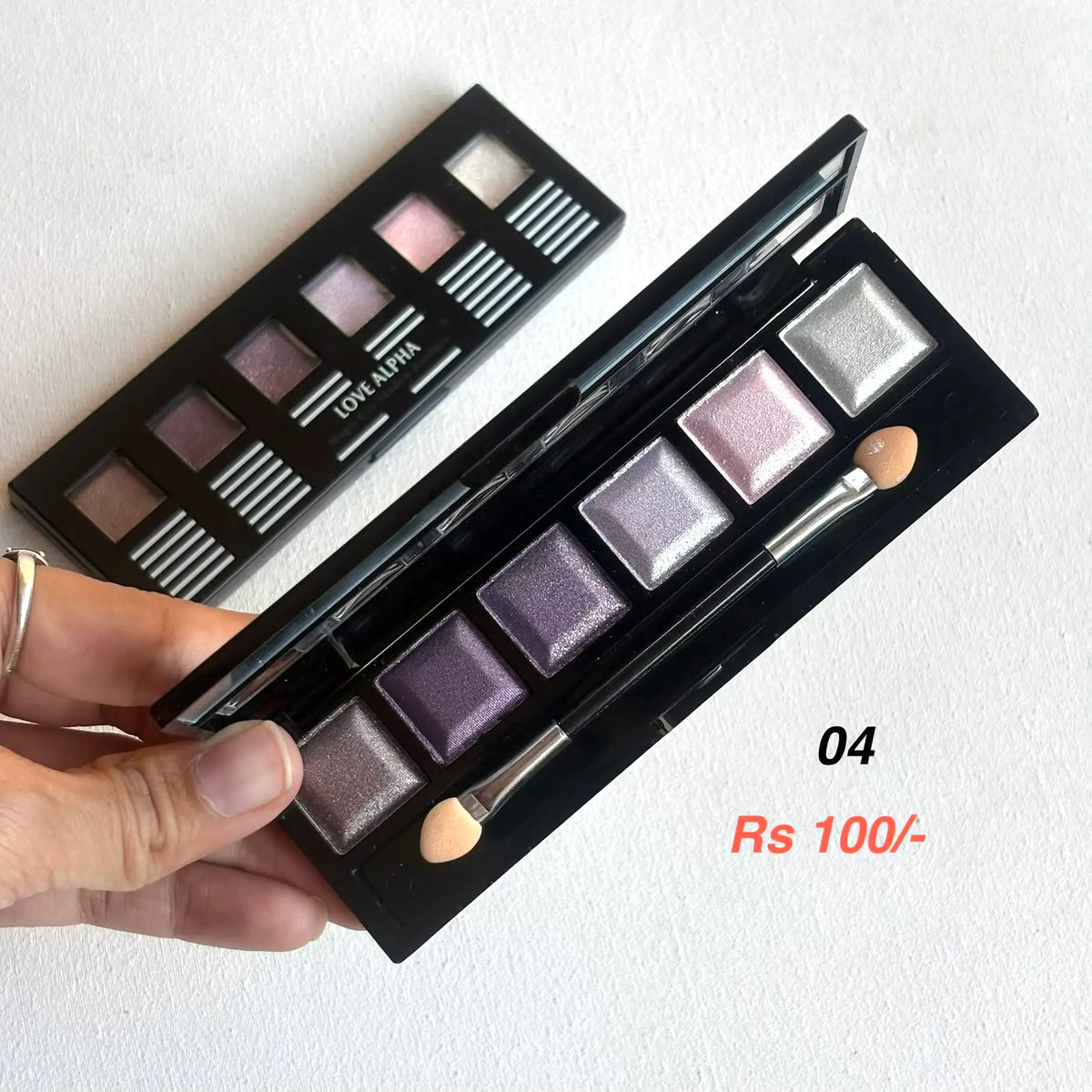 Love Alpha Eyeshadow Palette