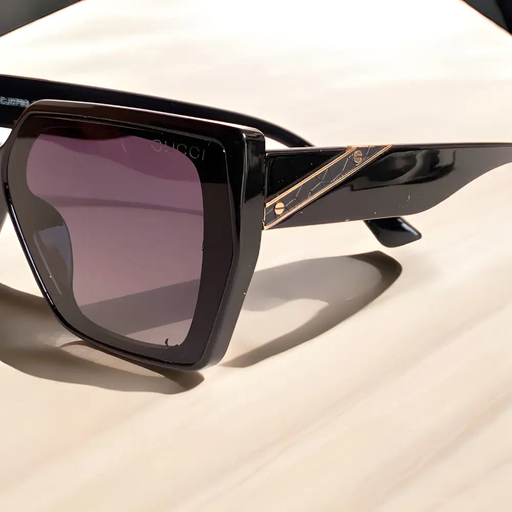 Gucci Sunglasses With Leather Case & Box - sunglasses