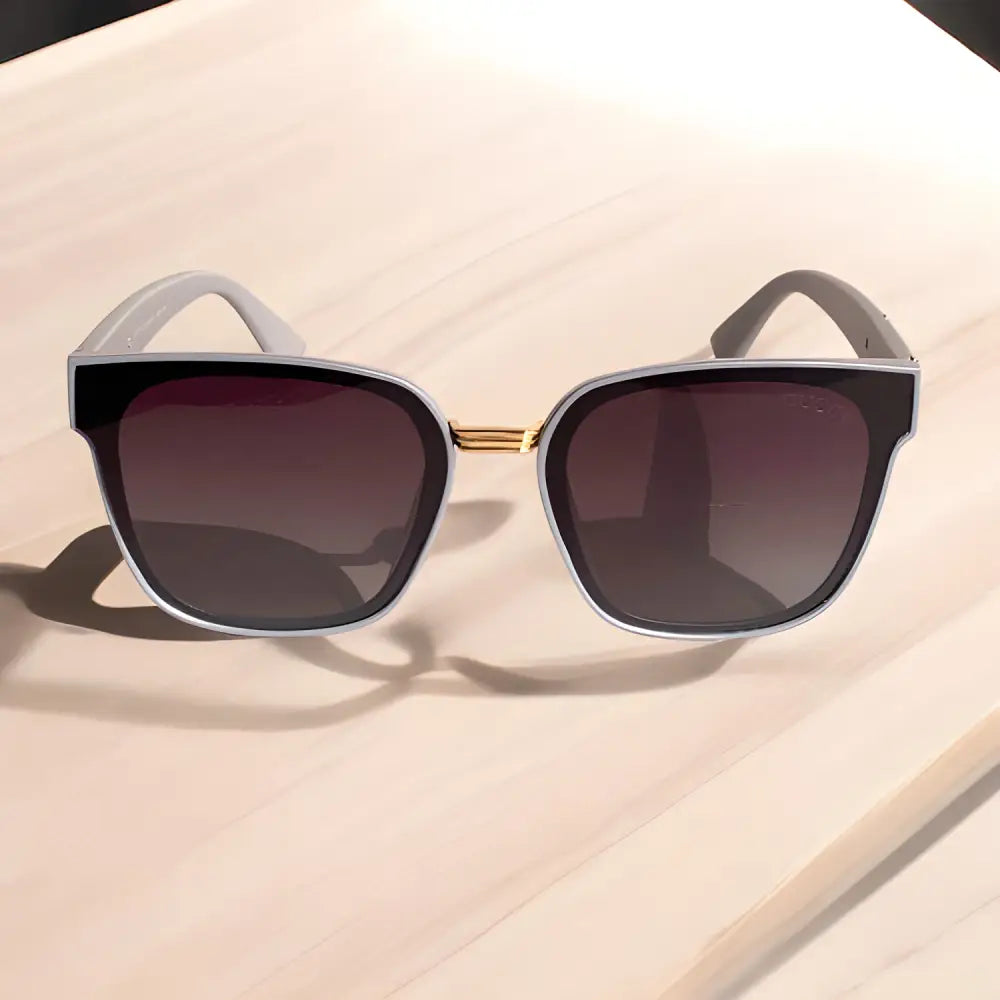 Gucci Sunglasses With Leather Case & Box - sunglasses