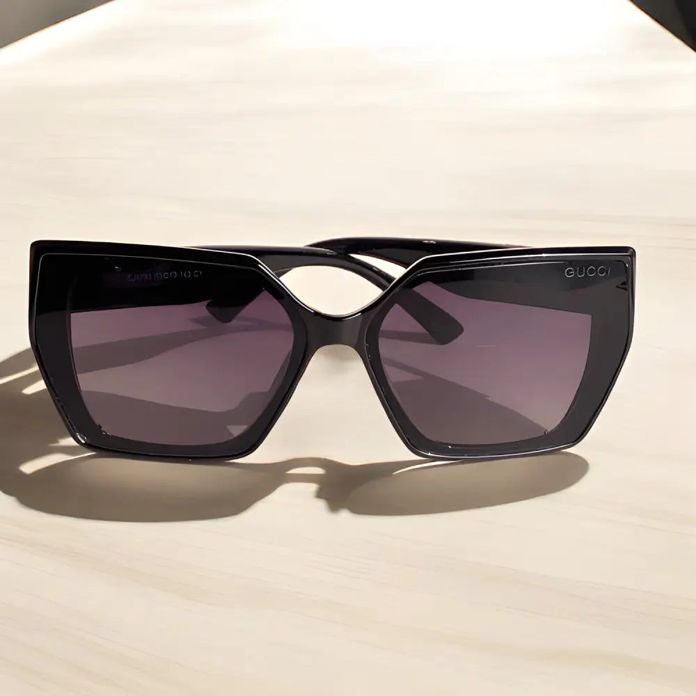 Gucci Sunglasses With Leather Case & Box - sunglasses