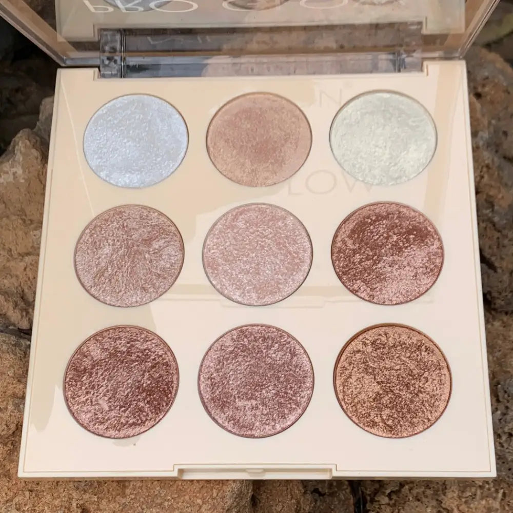 Me-On Pro Gold Highlighter Palette - Eyeshadow palette