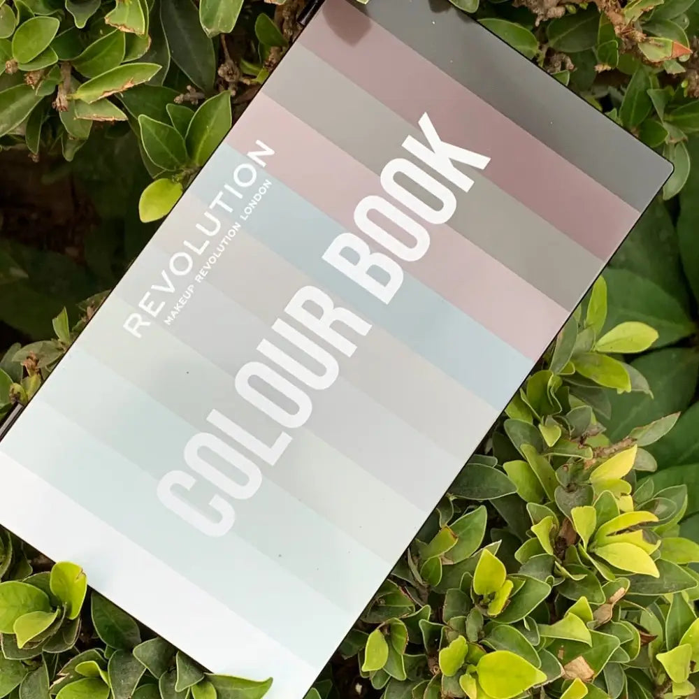 Revolution Makeup London Color Book CB01 - Makeup