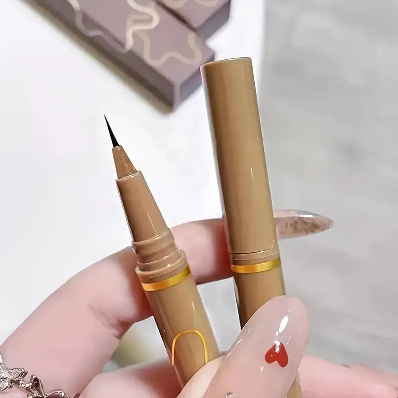 SVMY Slim Black Eyeliner Black - Eyeliner