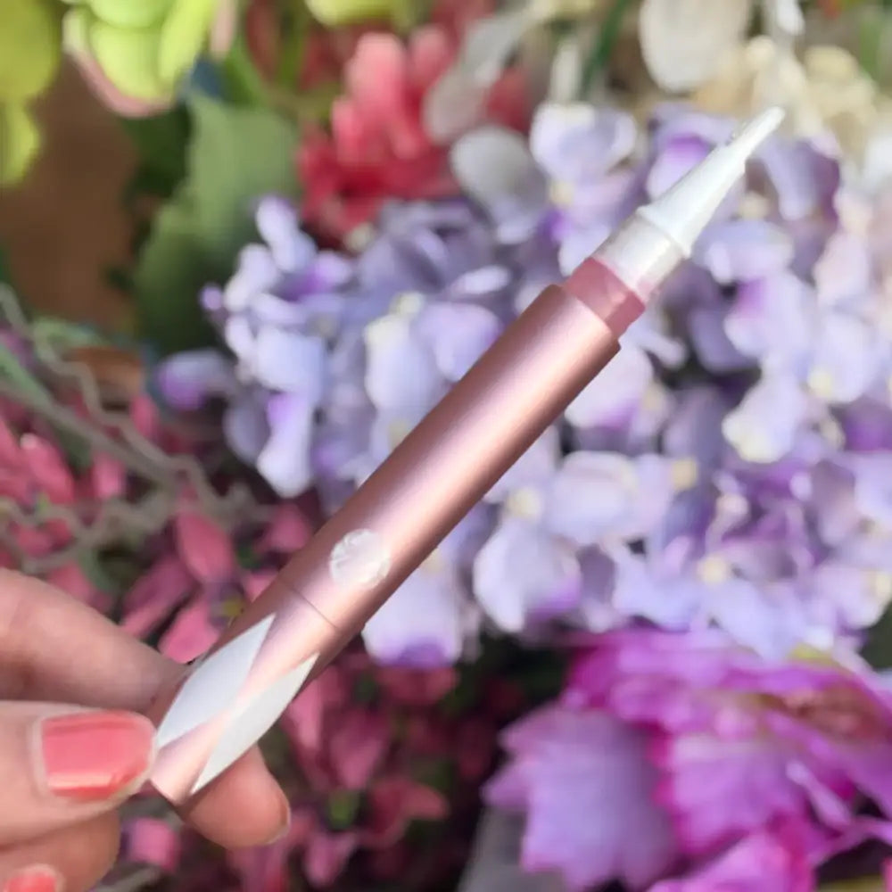 the show on lip -lip oil