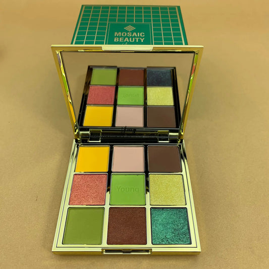 Glitter eyeshadow palette uses