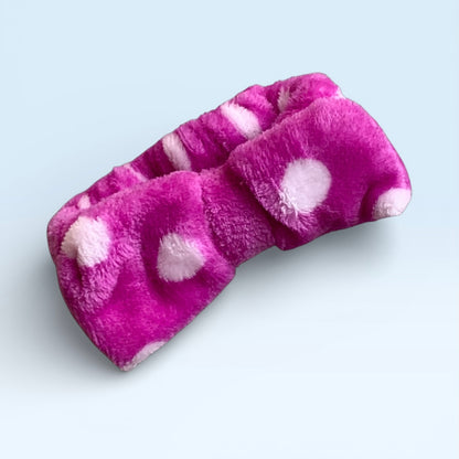 Kiss Lovely facial hair band