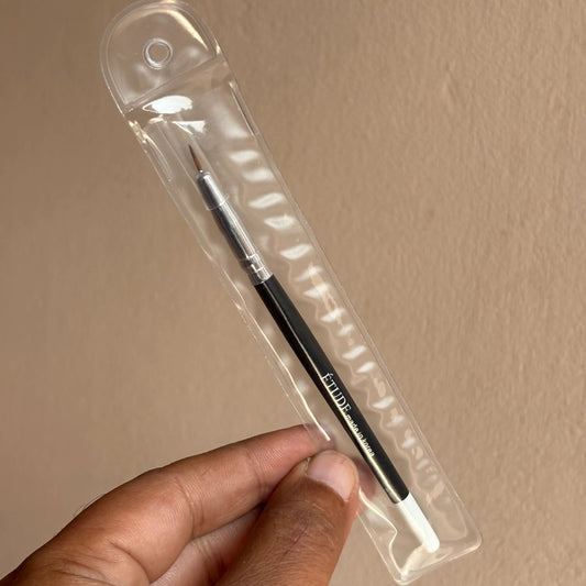 Etude Brush