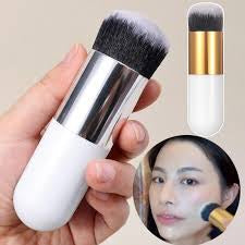 o.two.o  foundation brush
