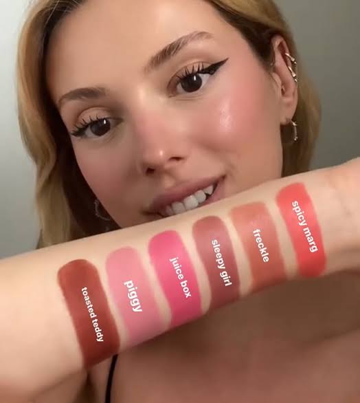 rhode  pocket blush 