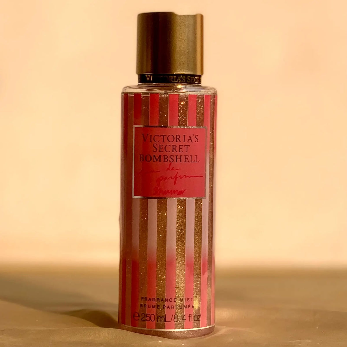 Victoria's Secret Bombshell Mist shimmer