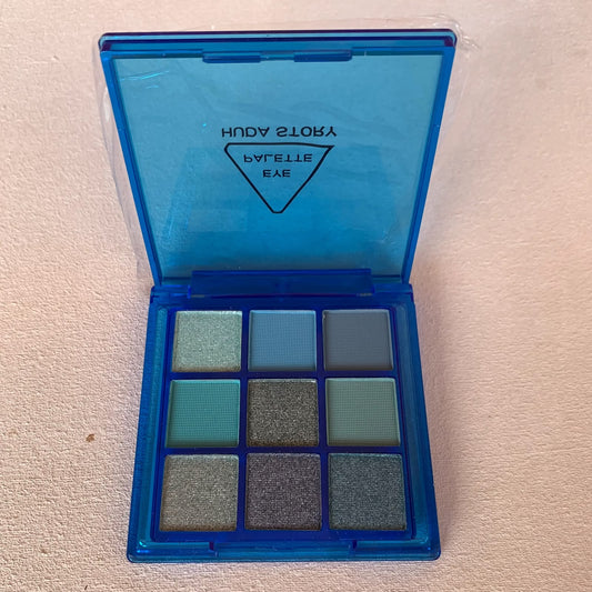 Huda Story Eye palette