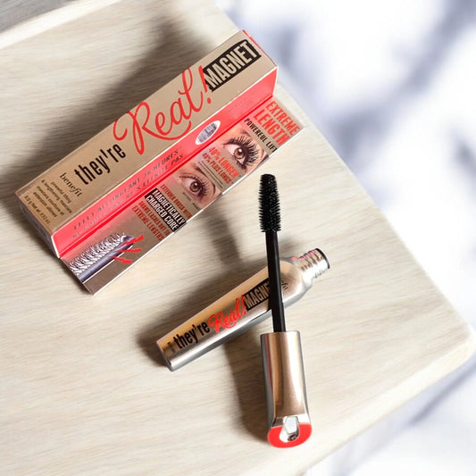 Benefit Mascara They're Real Magnet