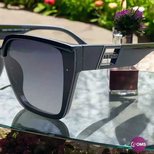 Fendi Sunglasse + Leather Pouch & Box - sunglasses