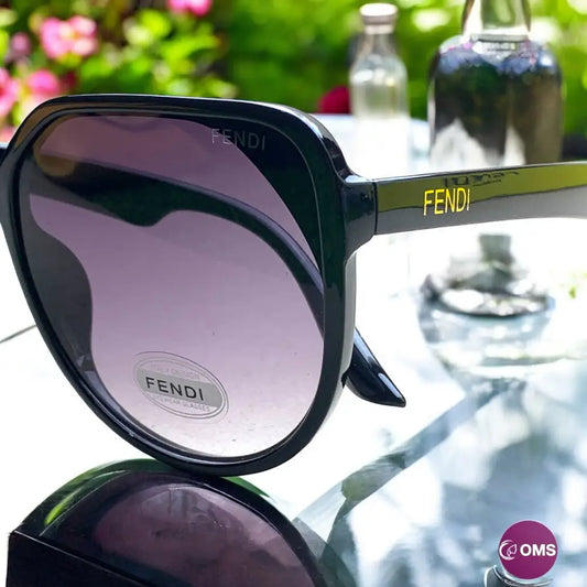 Fendi Sunglasse + Leather Pouch & Box - sunglasses
