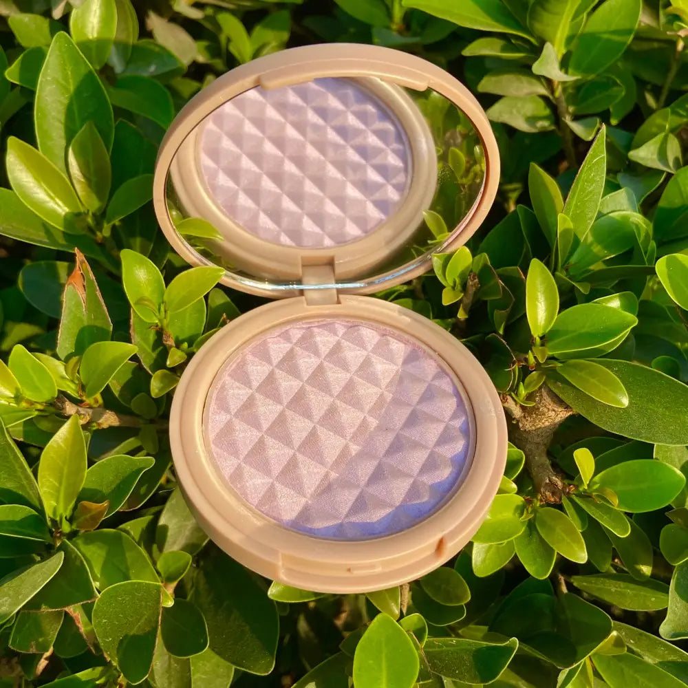 Girl 2 girl - 02 - highlighter