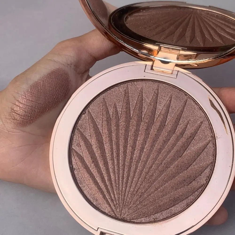 Revolution Glow Highlighter (Ambient) - Highlighter & contour stick